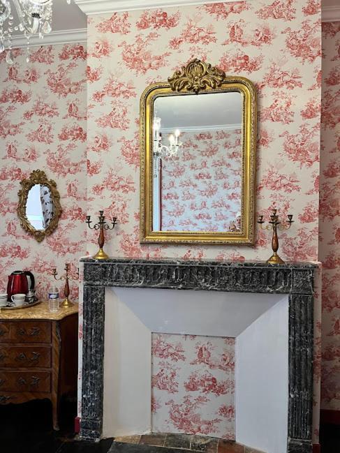 La Tour Cachee Bed and Breakfast Mortain-Bocage Εξωτερικό φωτογραφία