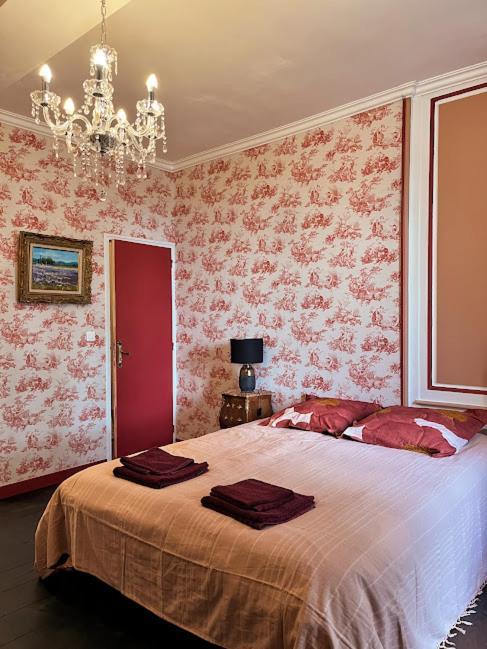 La Tour Cachee Bed and Breakfast Mortain-Bocage Εξωτερικό φωτογραφία